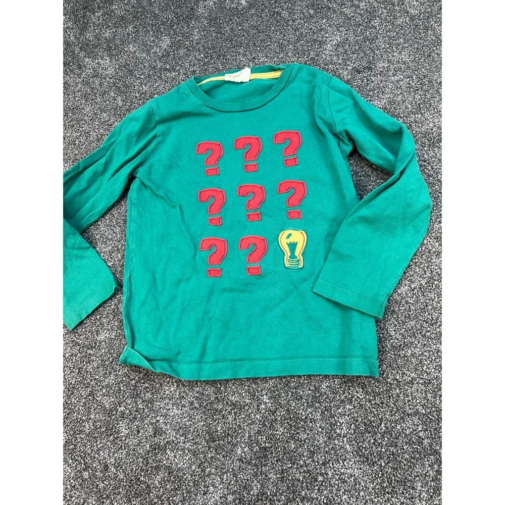 Mini Boden Question Mark Applique Graphic Tee and Tan Shorts Set Boys Size 4Y/5Y